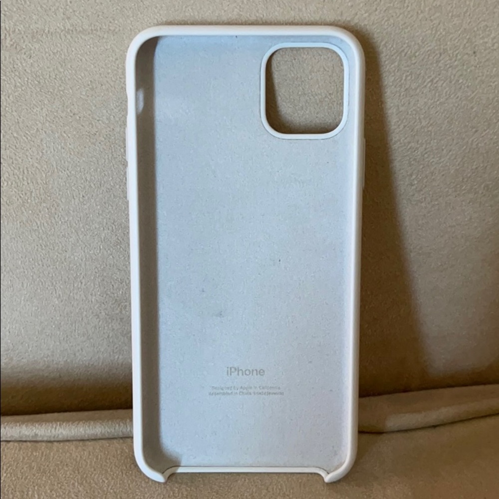 Apple 11Pro Max Silicone Case - Picture 2 of 5